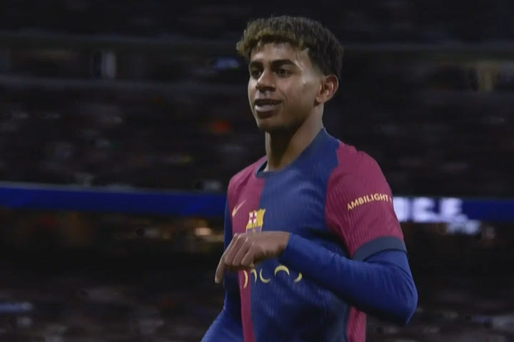 Αγκουέρο: “Ο Γιαμάλ κάνει πράγματα που τον κάνουν να φαίνεται σαν να είναι 26 ή 28 ετών”