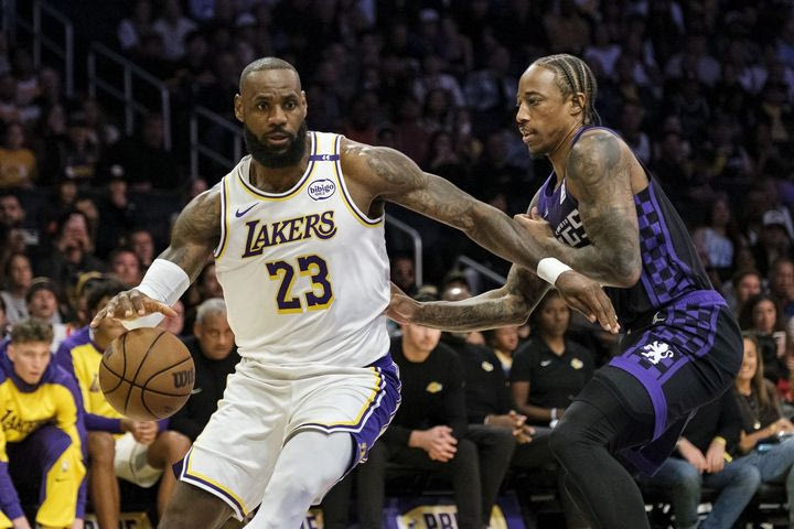 NBA: Vintage ΛεΜπρόν Τζέιμς, εκτέλεσε με 30αρα και triple-double τους Κινγκς, νίκη με 131-127 των Λείκερς