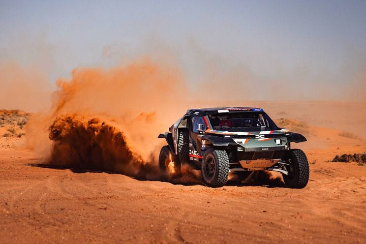 Έσκισε η Dacia στο Μαρόκο – Οι Sandriders έκαναν το 1-2 στο αγωνιστικό ντεμπούτο της ομάδας