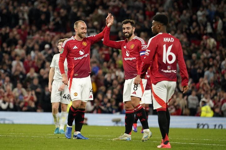 Μάντσεστερ Γιουνάιτεντ – Μπάρνσλεϊ 7-0: Εύκολο βράδυ για τους “Κόκκινους Διαβόλους”, επίδειξη δύναμης με 7 τέρματα