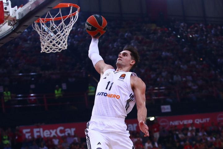 Ρεάλ – Μπασκόνια 83-78: Η βασίλισσα ίδρωσε, αλλά υπέταξε τους Βάσκους με Χεζόνια – Αμπάλδε κι ανέβηκε μόνη πρώτη