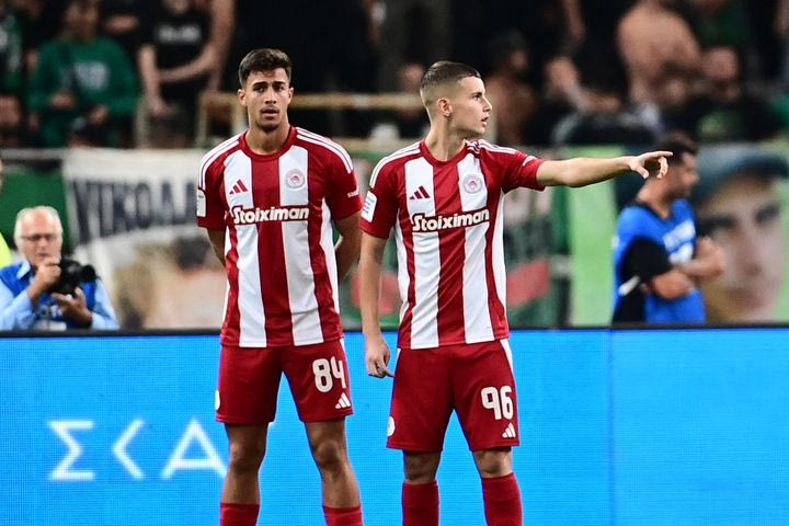 Ολυμπιακός: Το απολαυστικό ερυθρόλευκο κουίζ με αντίπαλους τους Κωστούλα και Μουζακίτη