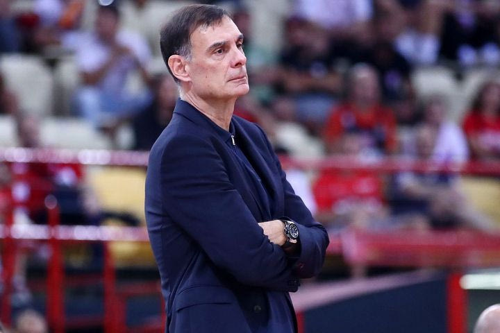 Μπαρτζώκας: “Δεν υπολογίζω τον Γουίλιαμς-Γκος για την Αρμάνι, ίσως παίξει την Παρασκευή ο Μιλουτίνοβ, αλλά ιδανικό να μπει με την Μπάγερν”