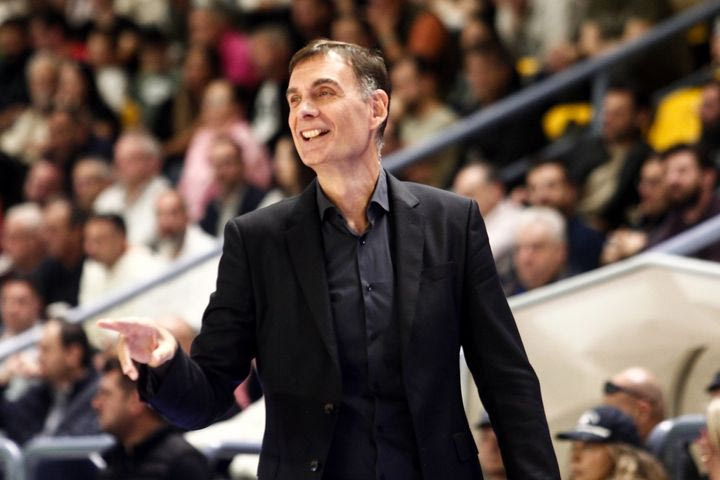 Μπαρτζώκας: “Πιεστήκαμε αρκετά χωρίς Φαλ και Μιλουτίνοβ”