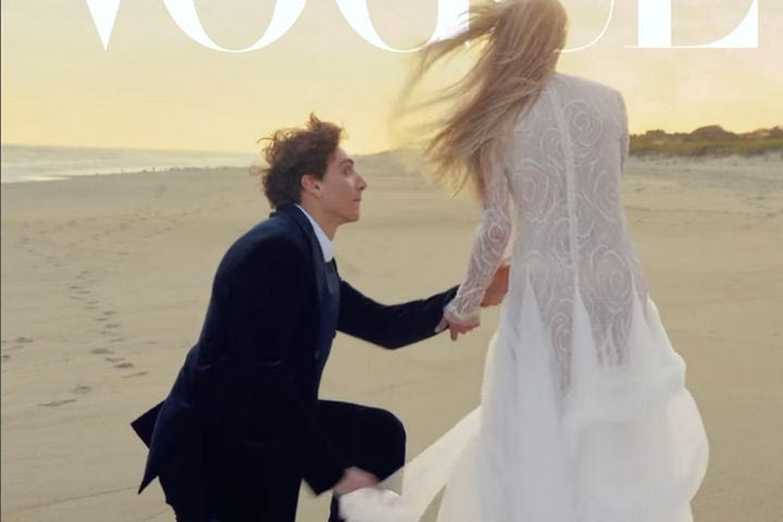 Ντουπλάντις: Η πρόταση γάμου στη Ντεζιρέ Ινγκλάντερ και η ιστορία αγάπης με το μοντέλο