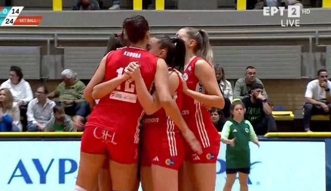 Με άνεση ο Ολυμπιακός έκανε το 0-2 σετ κόντρα στον Παναθηναϊκό με 25-14