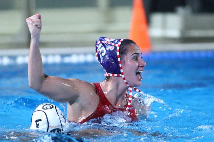 Άλιμος – Ολυμπιακός 10-12: Οι ερυθρόλευκες πήραν το πρώτο ντέρμπι της σεζόν και συνεχίζουν αήττητες