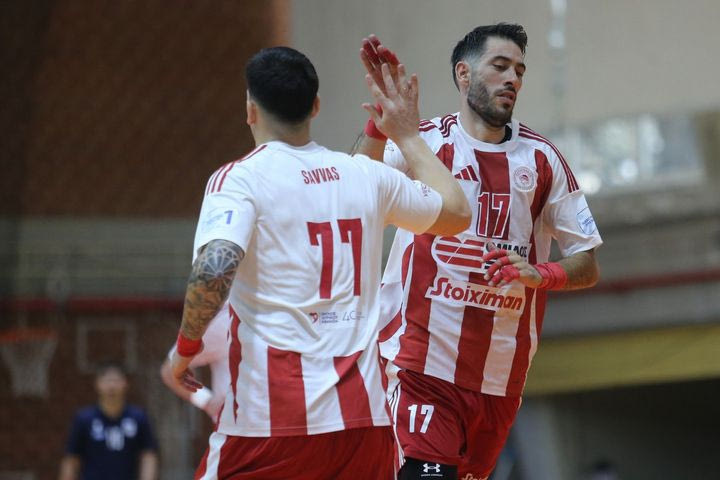 Ολυμπιακός – Βριλήσσια 38-28: Οι ερυθρόλευκοι έκαναν το “τέσσερα στα τέσσερα” πατώντας γκάζι στο δεύτερο ημίχρονο
