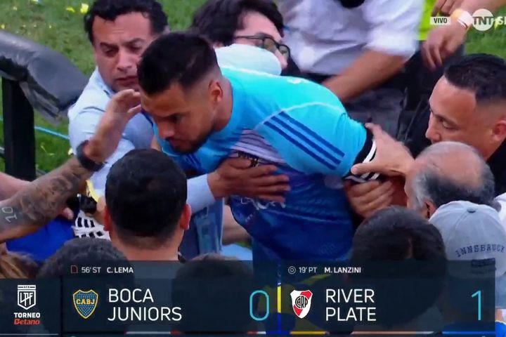 Μπόκα – Ρίβερ 0-1: Χαμός μετά το διπλό των Μιγιονάριος στο Μπομπονέρα, ένταση ανάμεσα στον Ρομέρο και οπαδούς της ομάδας του