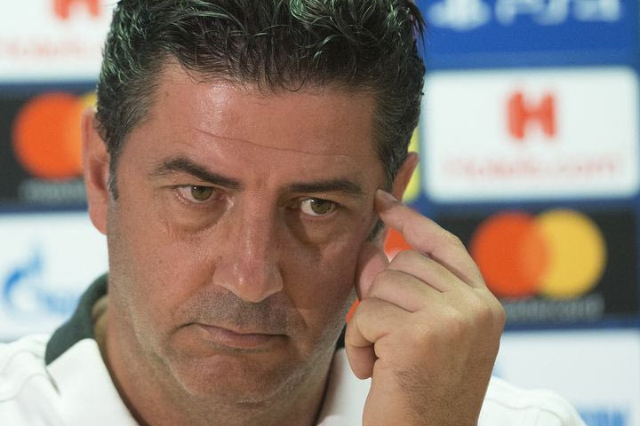 Παναθηναϊκός: Από το “δεν υπάρχει θέμα προπονητή”, στην απόλυση Αλόνσο και στον… Βιτόρια