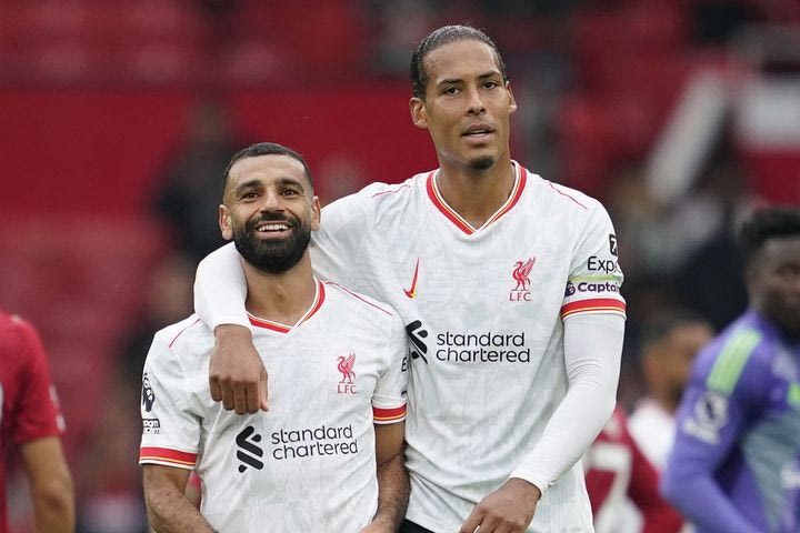 Λίβερπουλ: Σαλάχ και Φαν Ντάικ έχουν υπογράψει νέα συμβόλαια με τους “κόκκινους”, αυτός είναι ο λόγος που δεν έχουν ανακοινωθεί