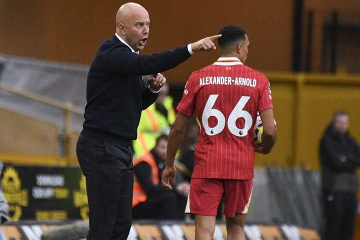 Κάτι καλό χτίζει ο Σλοτ στη Λίβερπουλ, έχει το ντέρμπι με την Άρσεναλ