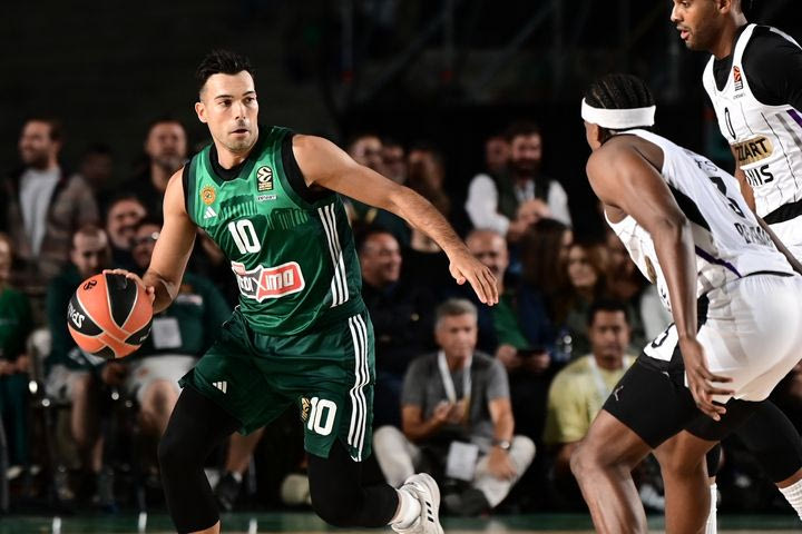 Παναθηναϊκός AKTOR – Παρτίζαν: Οι Σλούκας, Λεσόρ και Αντετοκούνμπο τέθηκαν νοκ-άουτ για το δεύτερο μέρος του αγώνα