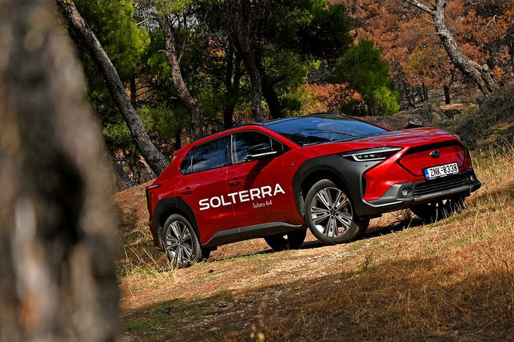 Δοκιμή του τετρακίνητου ηλεκτρικού SUV Subaru Solterra