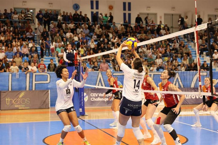 ΑΟ Θήρας – Γαλατασαράι 0-3: Δεύτερη ήττα για την ομάδα της Σαντορίνης και αντίο στην Ευρώπη