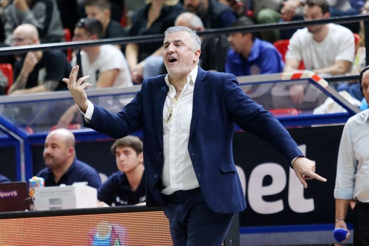 Ο Βετούλας ανακοίνωσε την παραίτησή του από το Μαρούσι: “Ήταν το τελευταίο μου παιχνίδι”