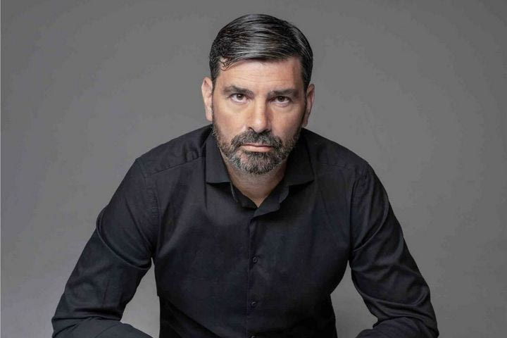 Ο Παντελής Βλαχόπουλος στον Χρήστο Σωτηρακόπουλο για την αυτοβιογραφία του Παναγιώτη Γιαννάκη “Τρωτός Άτρωτος”