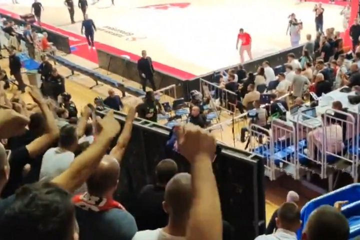Ερυθρός Αστέρας: Η EuroLeague του επέβαλε πρόστιμα ύψους 74.500 ευρώ για τα αντικείμενα με Παναθηναϊκό AKTOR και τις δηλώσεις των παικτών μετά το ματς με την Ζάλγκιρις