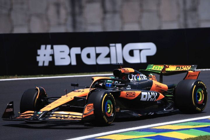 Από άλλο πλανήτη η McLaren, ο Πιάστρι στην πολ ποζίσιον του Sprint της Βραζιλίας
