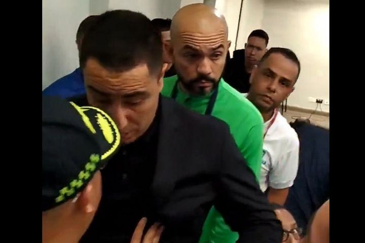 Συνελήφθη ο προπονητής της Ατλέτικο Νασιονάλ για προκλητικούς πανηγυρισμούς στο ματς με την Ιντεπεντιέντε