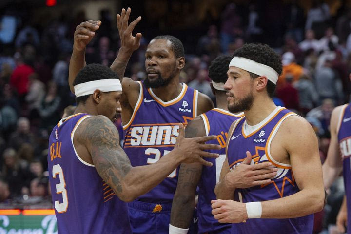 NBA: Μπιλ και Ντουράντ καθάρισαν τους λειψούς Σίξερς, νίκη με 109-99 των Σανς