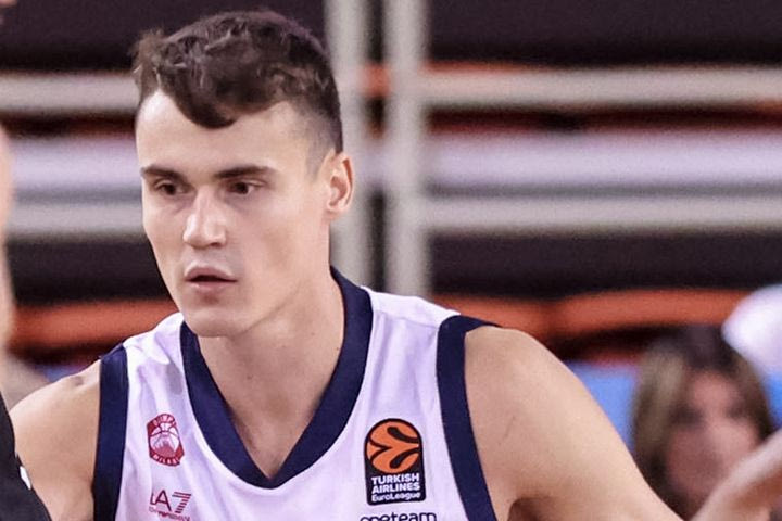 Αρμάνι – Ρεάλ 85-76: Ντιμιτρίεβιτς και ΛεΝτέι οδήγησαν την ομάδα του Μεσίνα σε μεγάλη νίκη