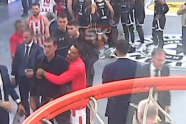 Παρτίζαν – Ολυμπιακός: Νέο VIDEO από την ένταση μετά το φινάλε του αγώνα