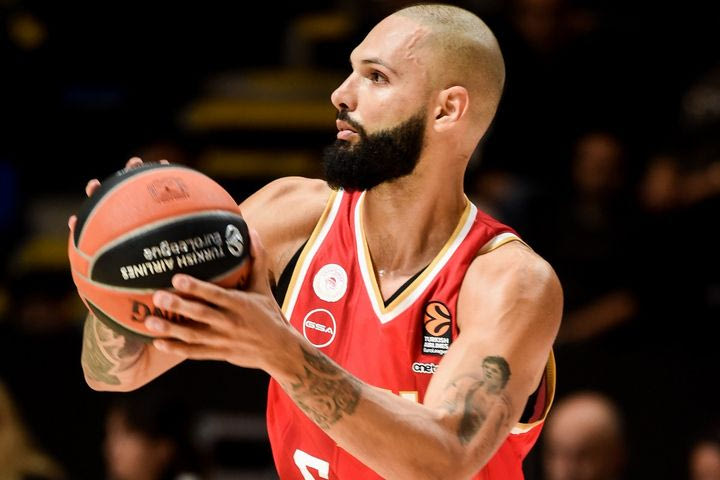 Κι εκεί που όλοι σκέφτηκαν “βρε λες;”, ο Φουρνιέ απάντησε “non”