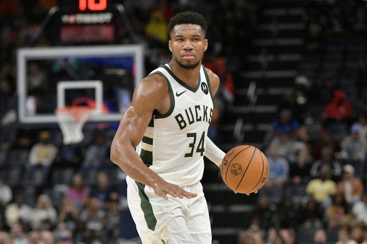 NBA, Γιάννης Αντετοκούνμπο: Τα highlights από το double-double του στην νίκη επί των Τζαζ