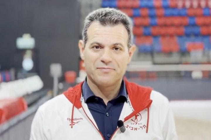 Ιτούδης για Μότλι: “Προσπαθεί να νικήσει τον χρόνο, μην ξεχνάμε ότι δεν έχει αγωνιστεί για έναν μήνα”