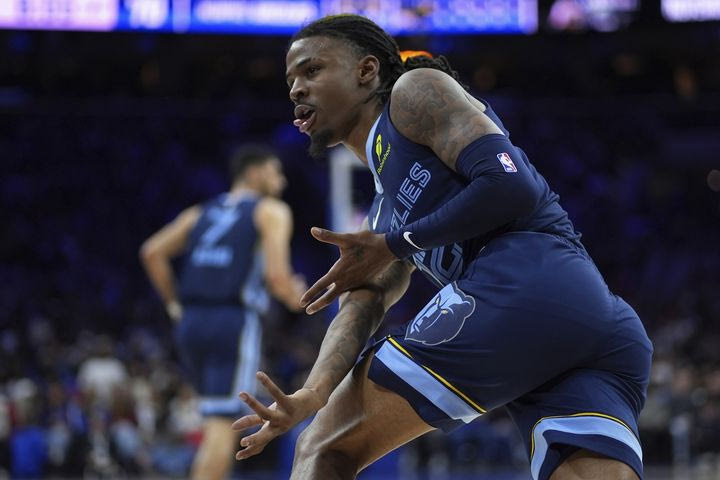 NBA: Οι Γκρίζλις πέρασαν από τη Φιλαντέλφια, στη σκιά του περιστατικού του Εμπίντ