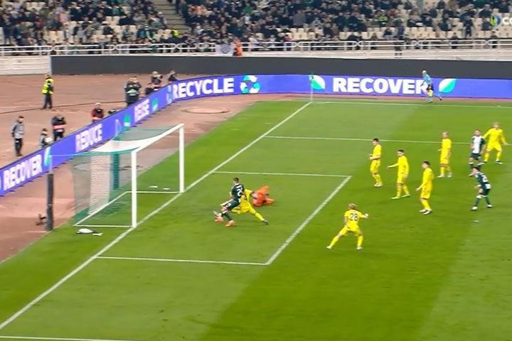 Το 1-0 για τον Παναθηναϊκό με το αυτογκόλ του Τοίβιο