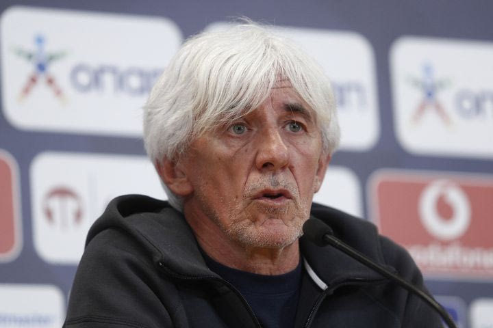 Γιοβάνοβιτς: “Ευχαριστώ την ΠΑΕ Ολυμπιακός που μας παραχώρησε τις εγκαταστάσεις, μειονέκτημα που η Εθνική δεν έχει αθλητικό κέντρο”