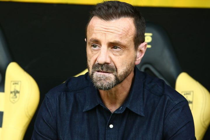 Μάντζιος: “Η ΑΕΚ είναι πληγωμένη, πρέπει να θυσιάσουμε τον εαυτό μας”