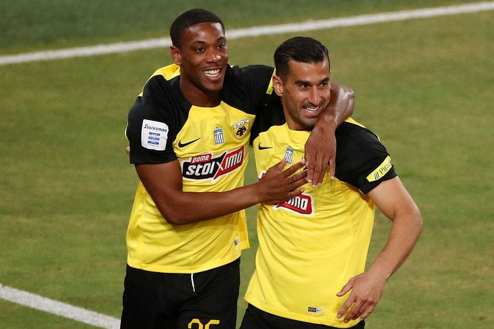 ΑΕΚ – Αστέρας Τρίπολης AKTOR 3-0: Κεφάτη και ωραία, καθάρισε εύκολα τους Αρκάδες, που τέλειωσαν το ματς με εννέα παίκτες