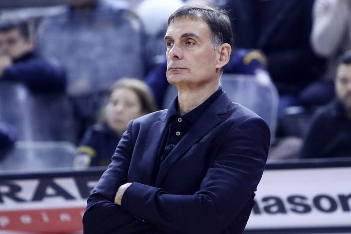 Μπαρτζώκας: “Ο Ντόρσεϊ δεν θα παίξει με την Μπασκόνια, ο Βεζένκοβ χτύπησε στο δάχτυλο του ποδιού και θα κάνει μαγνητική”