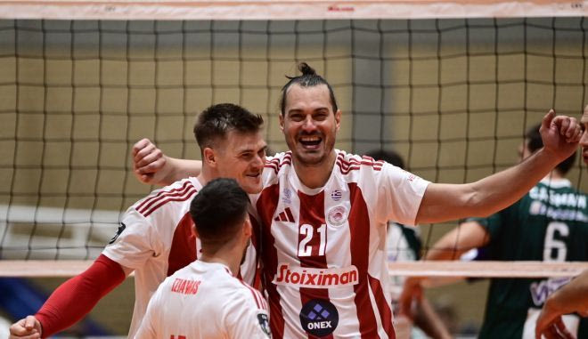 Ο Ολυμπιακός κατέκτησε το τέταρτο σετ και μαζί το ματς