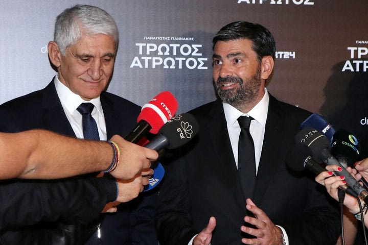 Ο Παντελής Βλαχόπουλος στην παρουσίαση της αυτοβιογραφίας του Παναγιώτη Γιαννάκη: “Αυτό το βιβλίο είναι ένα εγχειρίδιο ζωής”