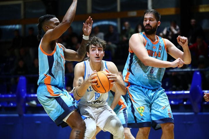 Elite League: Τα αδέρφια Γερομιχαλού οδήγησαν τη Μεγαρίδα σε διπλό επί του Παπάγου