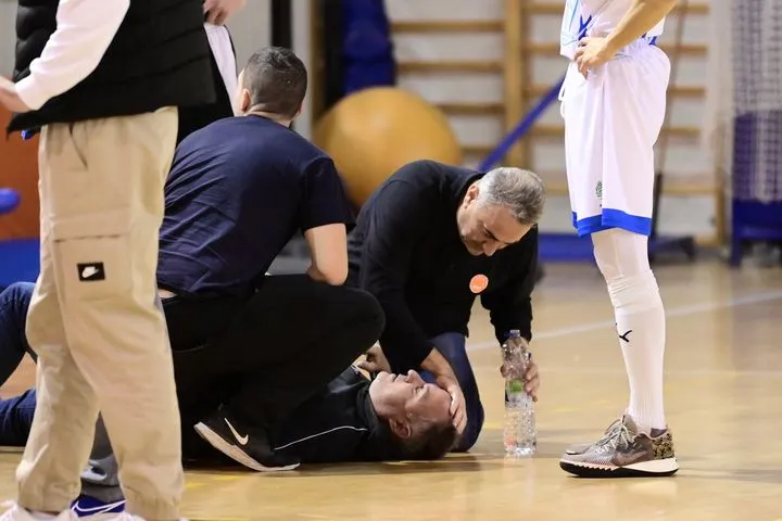 Η ΔΕΑΒ τιμώρησε με μία αγωνιστική τη Νίκη Αμαρουσίου για τη ρίψη κάδου από οπαδό στον προπονητή της Αγίας Παρασκευής