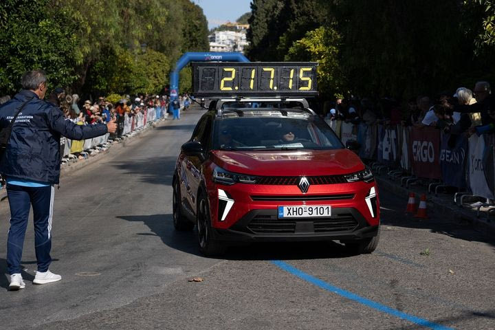 Ποια μοντέλα της Renault πρωταγωνίστησαν στον 41ο Αυθεντικό Μαραθώνιο