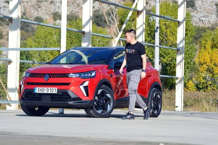 Renault Black Friday με προσφορές που φτάνουν τα 10.600 ευρώ