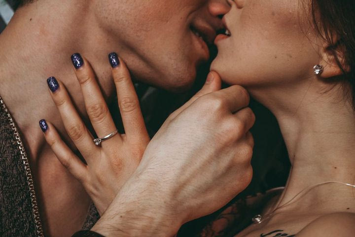 Mindful sex: Το trend που θα απογειώσει την ερωτική σου ζωή. Very mindful, καθόλου demure