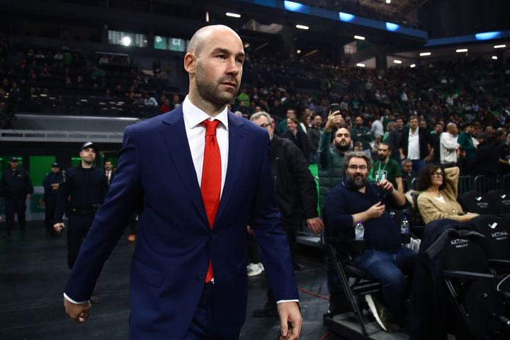 Παναθηναϊκός AKTOR – Μονακό: Η είσοδος του Σπανούλη στο ΟΑΚΑ για το προπονητικό του ντεμπούτο στην EuroLeague, αποδοκίμασαν οι φίλοι των πράσινων