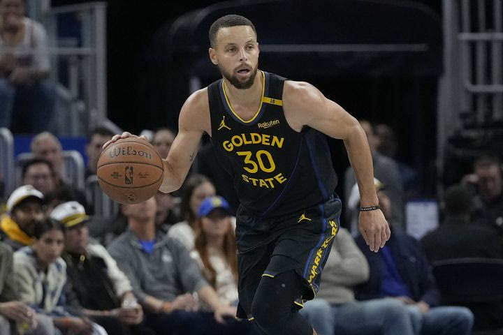NBA: Οριακή νίκη των Γουόριορς επί των Μάτζικ με 104-99, παρά την κακή βραδιά του Κάρι