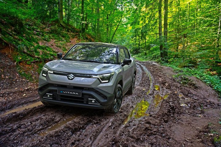 Επίσημο: Αυτό είναι το πρώτο ηλεκτρικό SUV της Suzuki- Το e Vitara σύντομα και στην Ευρώπη με έως και 184 ίππους