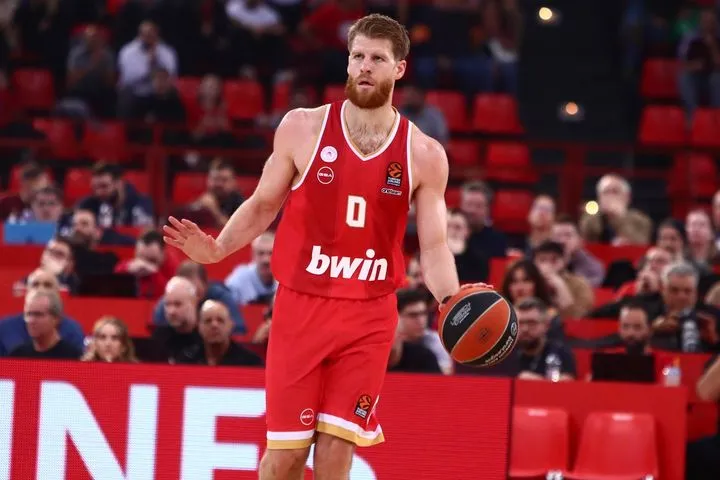 Ο Γιώργος Μπαρτζώκας εξήγησε στο SPORT24 σε πόσες ημέρες θα επιστρέψει ο Γουόκαπ στις προπονήσεις