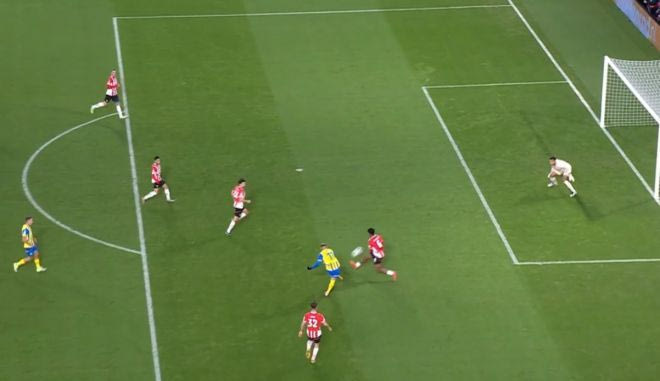 Η Σαχτάρ έκανε το 2-0 απέναντι στην Αϊντχόφεν με τον Ζούμπκοφ