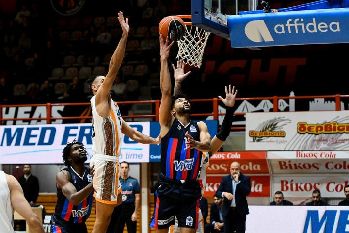 Προμηθέας – Πανιώνιος 85-87: Θριάμβευσε και περιμένει αποτελέσματα για το Final Eight