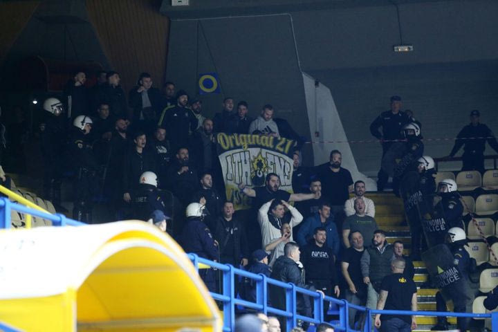 Περιστέρι – ΑΕΚ Betsson: Με κόσμο η Ένωση στο Περιστέρι, υπό αυστηρή αστυνομική επιτήρηση